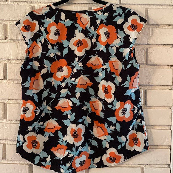 Talbots floral cap sleeve blouse - Picture 6 of 6